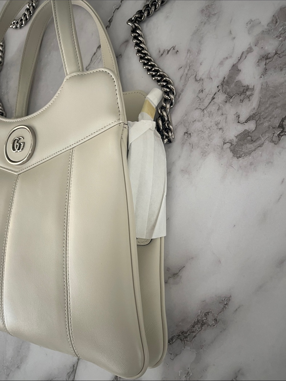 $3,250 New Gucci White GG Leather Top-Handle Bag Petite GG Medium Sienna calf - Picture 15 of 17